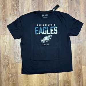 Philadelphia Eagles Men’s Black Graphic T-Shirt - NFL Team Tee